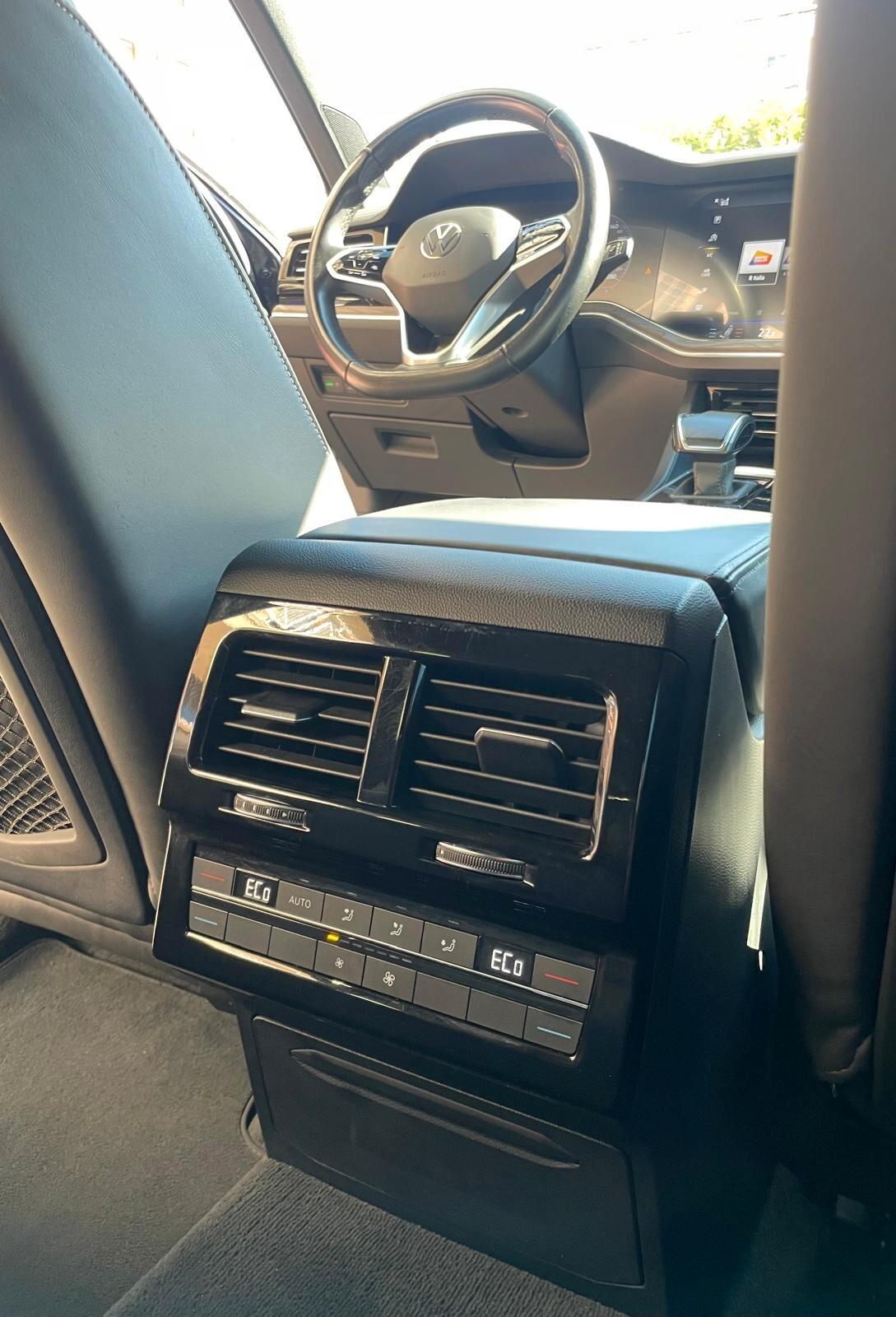 Volkswagen Touareg 3.0 V6 TDI 286 CV SCR Atmosphere