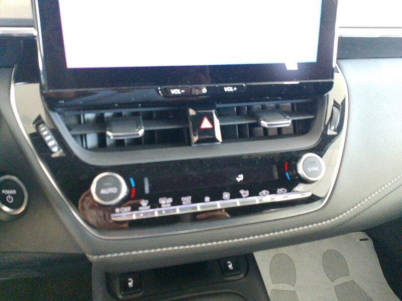 Toyota Corolla 3P - 5P - SW 1.8H HB ACTIVE MY23