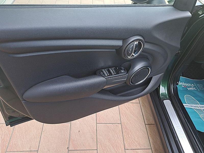 MINI Mini 5 porte 1.5 Cooper D 5p Business auto