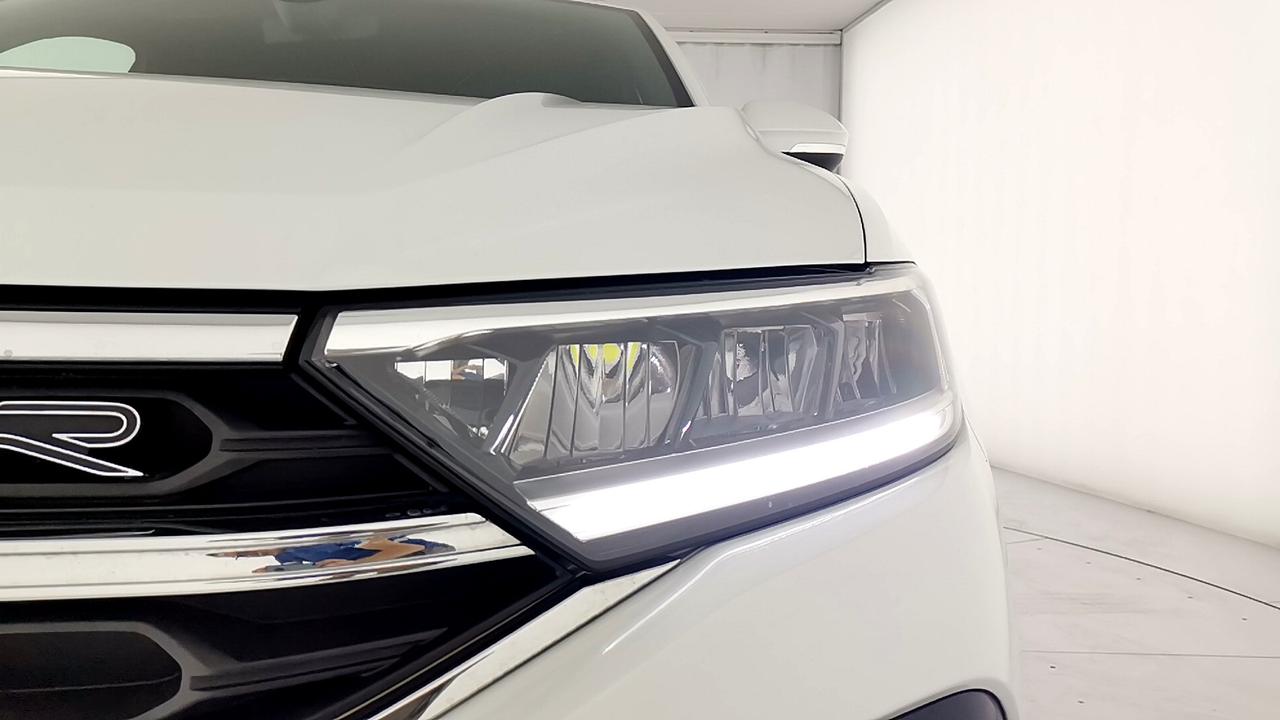 VOLKSWAGEN T-Roc 2022 - T-Roc 1.0 tsi R-Line 110cv