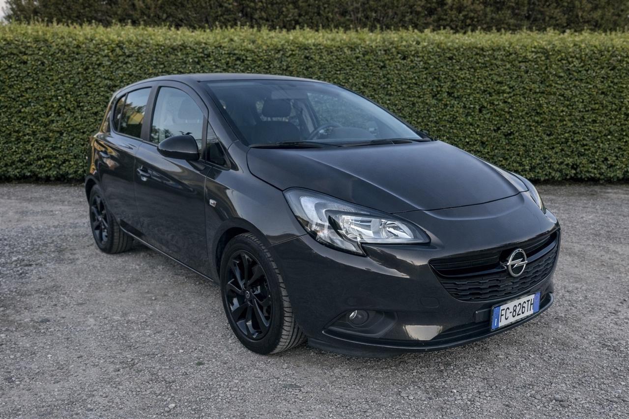 Opel Corsa 1.2 5 porte Cosmo