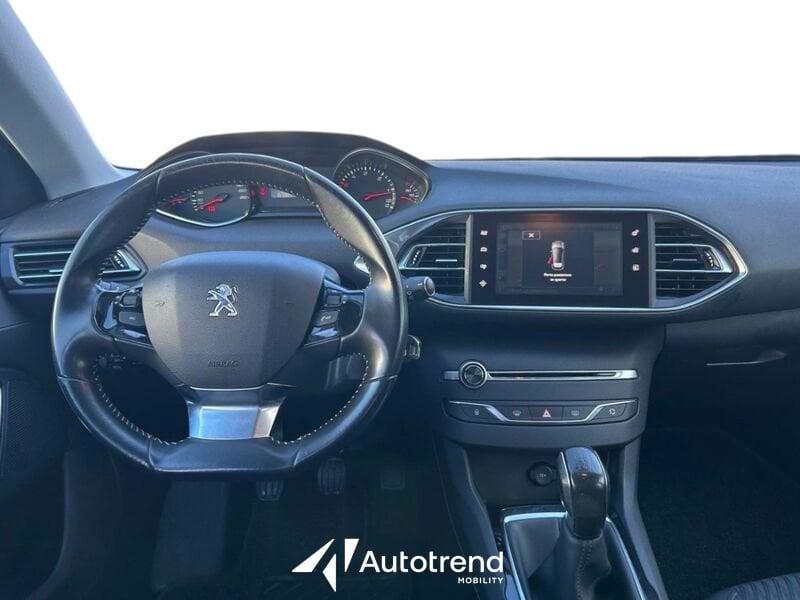 Peugeot 308 1.6 HDi 92 CV NAVI Active