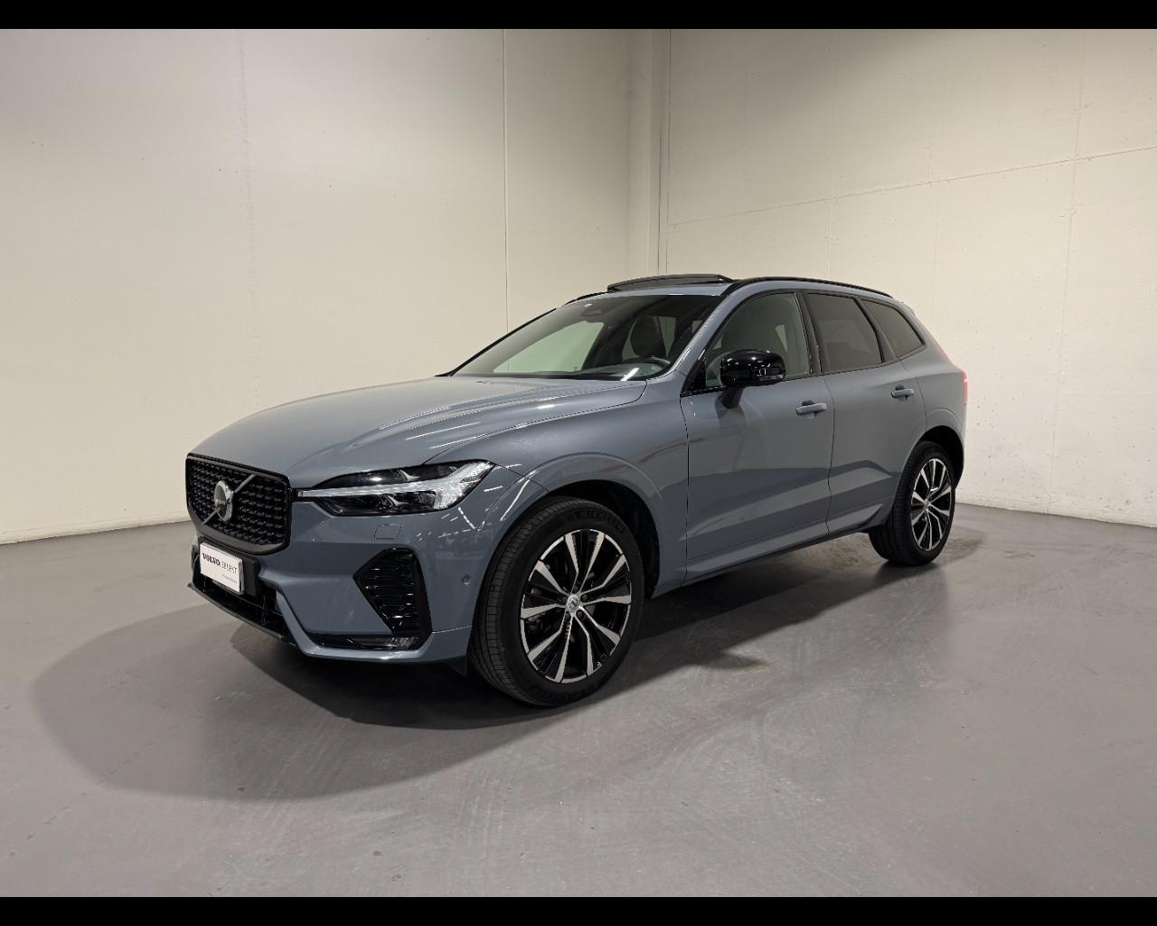 VOLVO XC60 B4 AWD GEARTRONIC ULTIMATE DARK