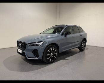 VOLVO XC60 B4 AWD ULTIMATE DARK AUTO