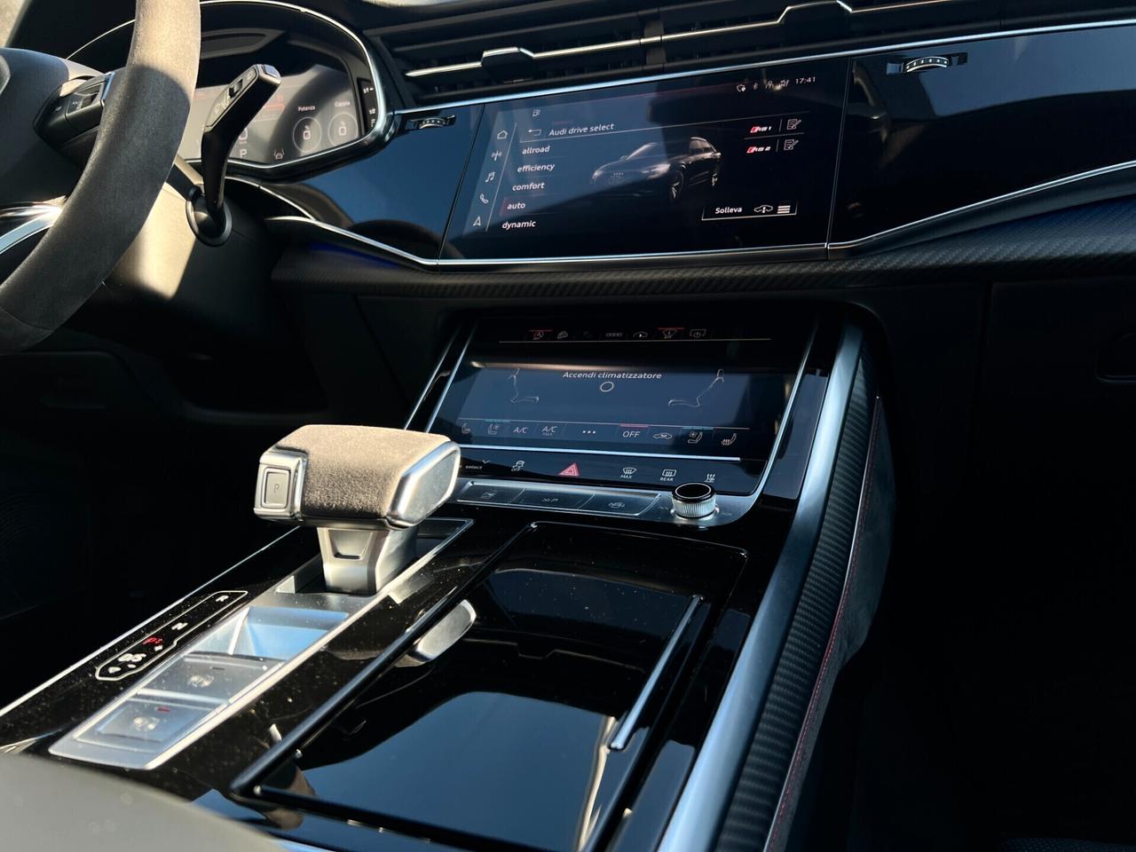 Audi Q8 RS 4.0 600 CV TFSI V8 QUATTRO TIPTRONIC CARBON MY22