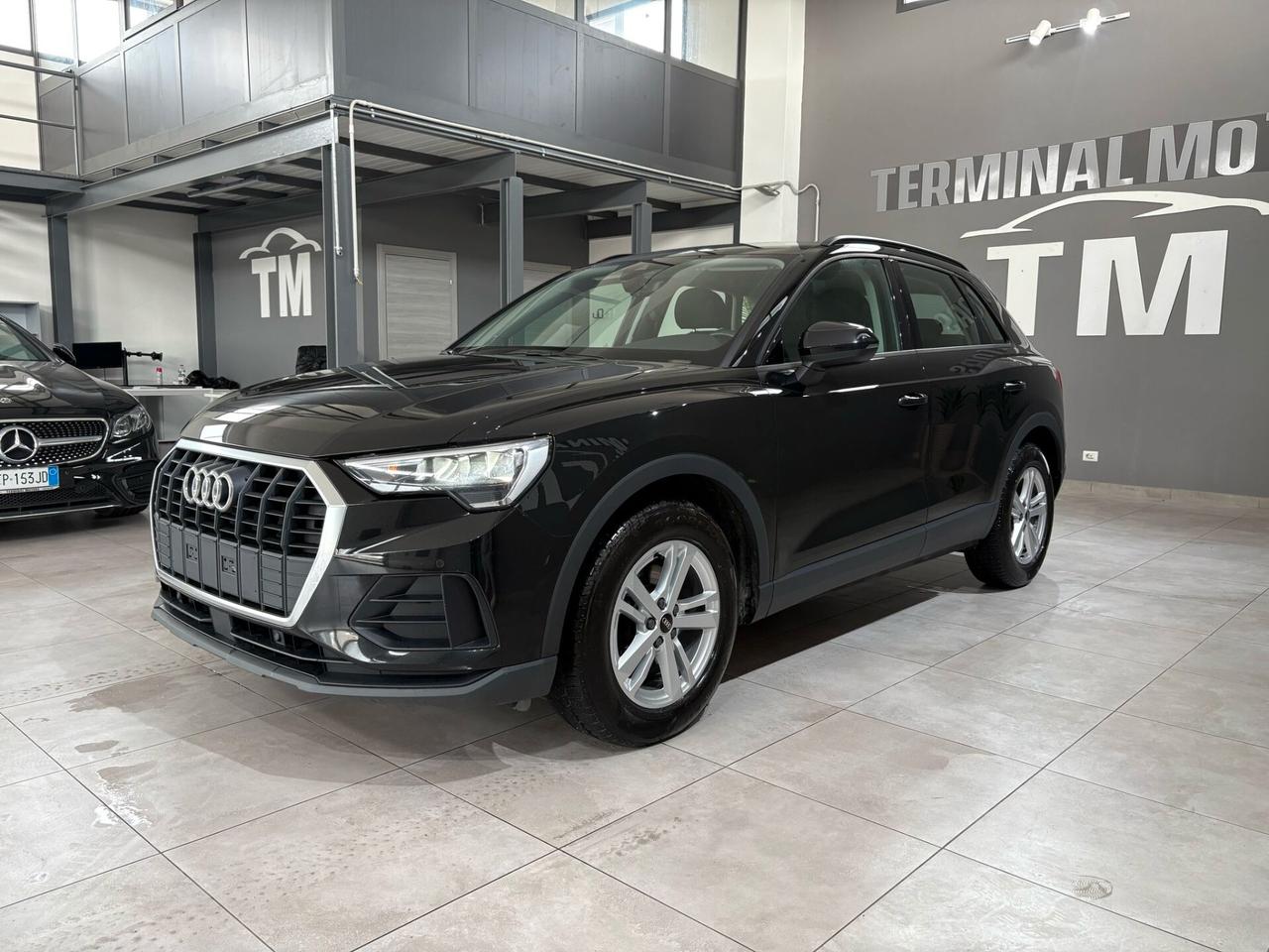 Audi Q3 35 TDI S tronic Business Advanced