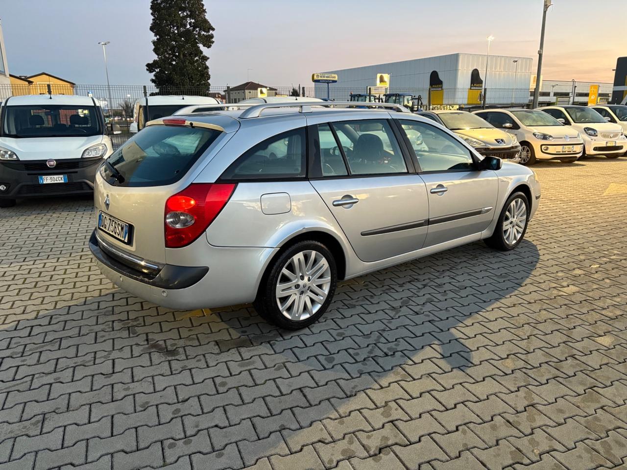 Renault Laguna 2.0 16V SporTour