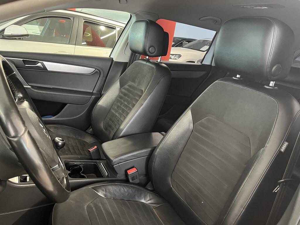 Volkswagen Passat Var. 2.0 TDI 140 PS