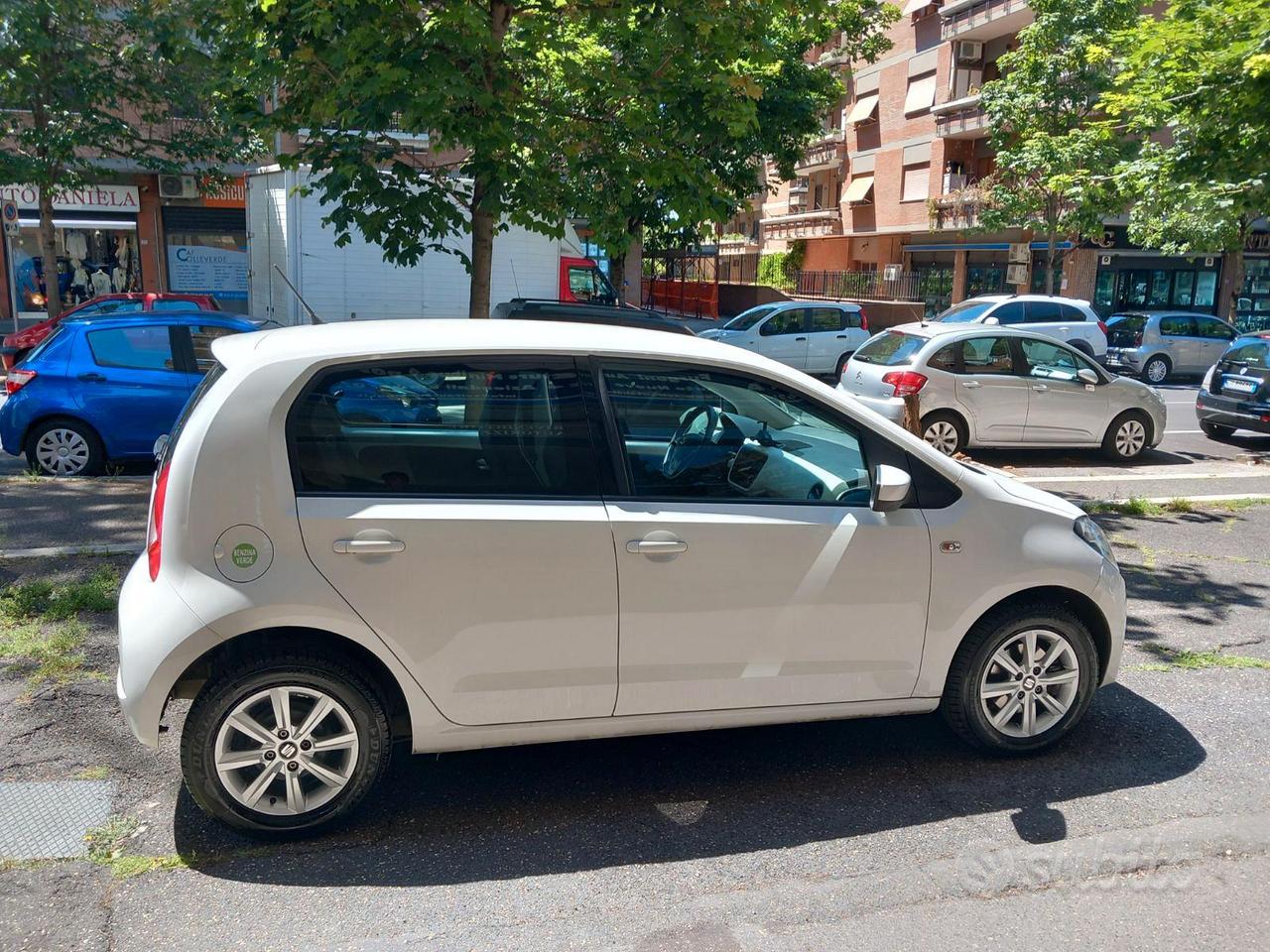SEAT MII CHIC ADATTA A NEOPATENTATI