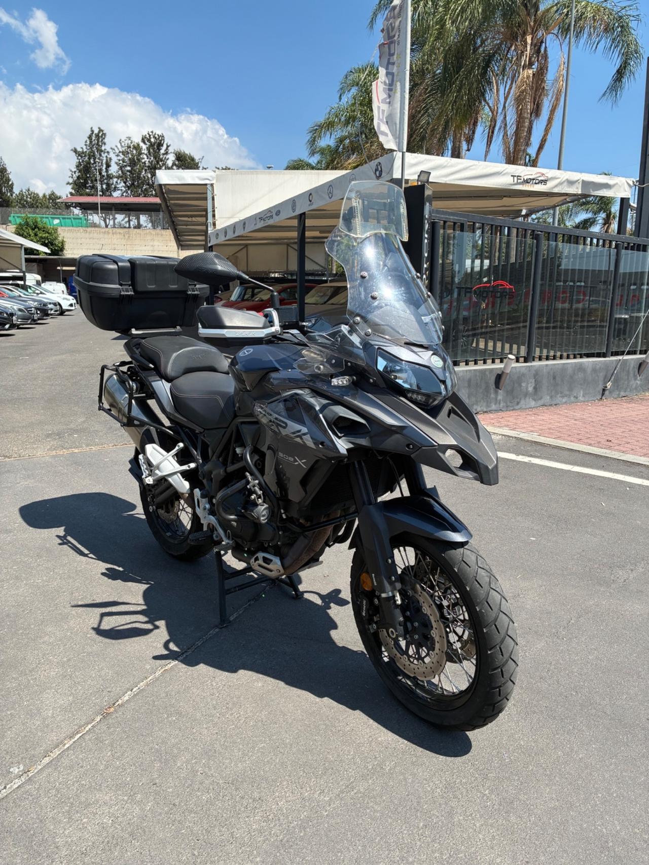 Benelli TRK 502 X SOLO 11.000 KM - 2021