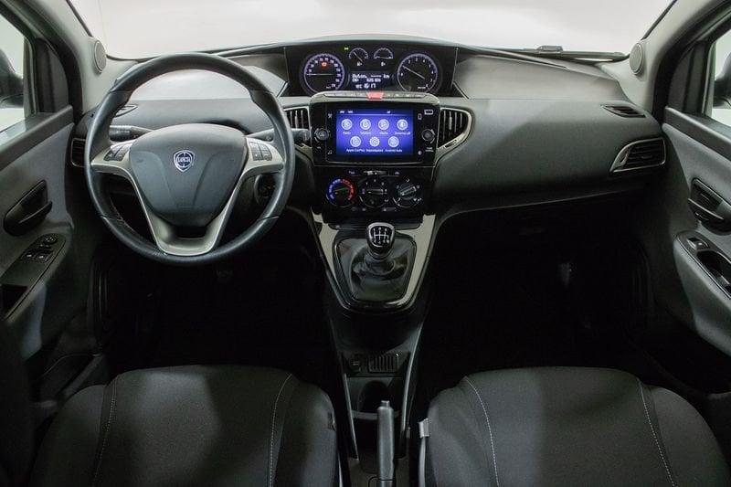 Lancia Ypsilon 1.0 FireFly 70cv Hybrid Gold