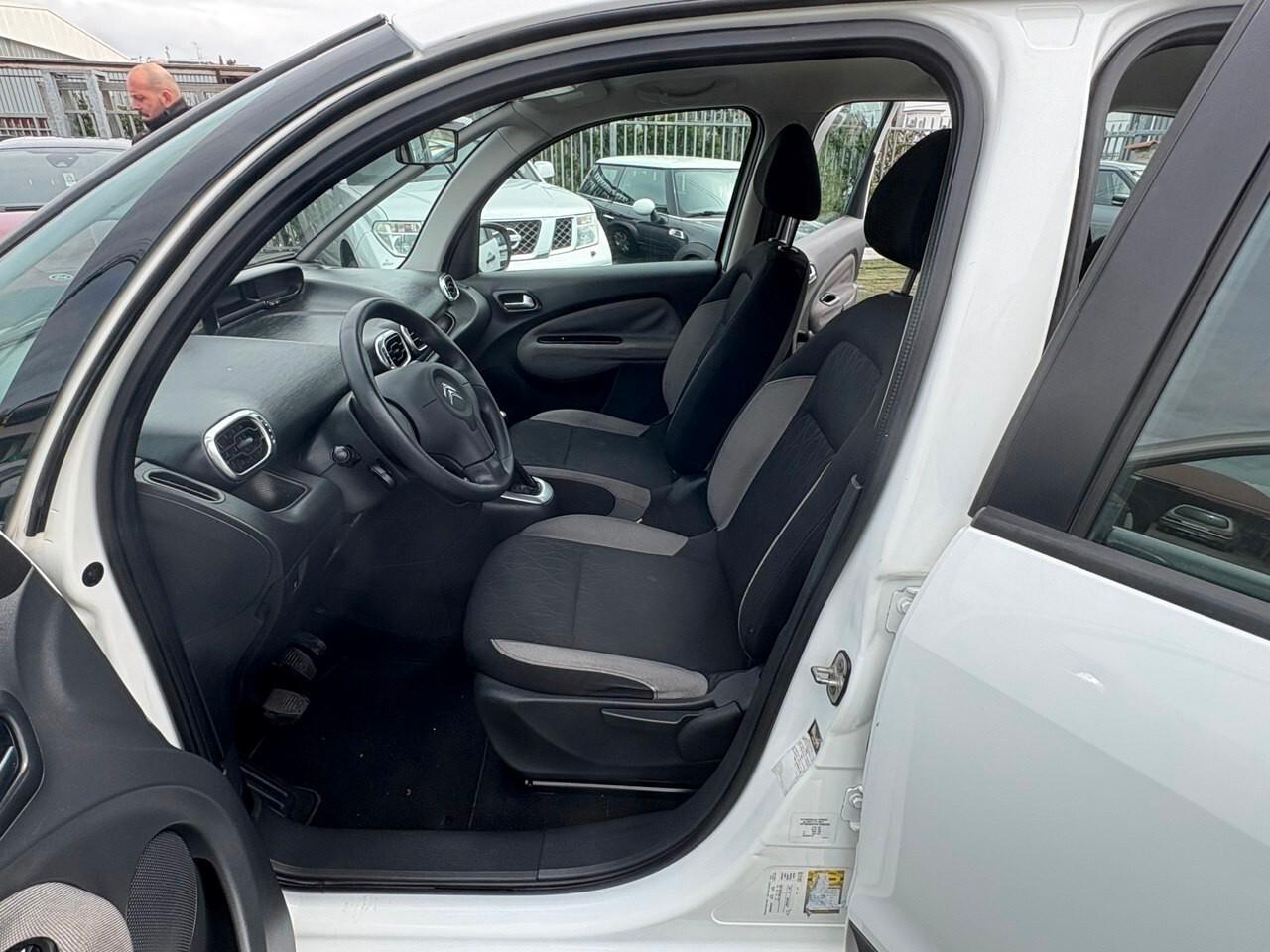 Citroen C3 Picasso 1.6 HDI 9H06 | DIESEL DV6DTED-9HP-9H06 CC 1560 CV 92 KW 68 MULTISPACE, 5