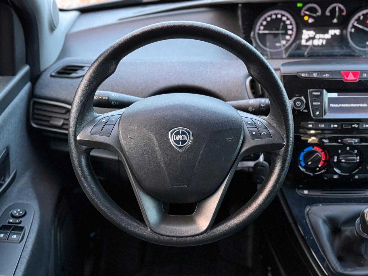 Lancia Ypsilon 1.2 69 CV 5 porte GPL Ecochic Gold