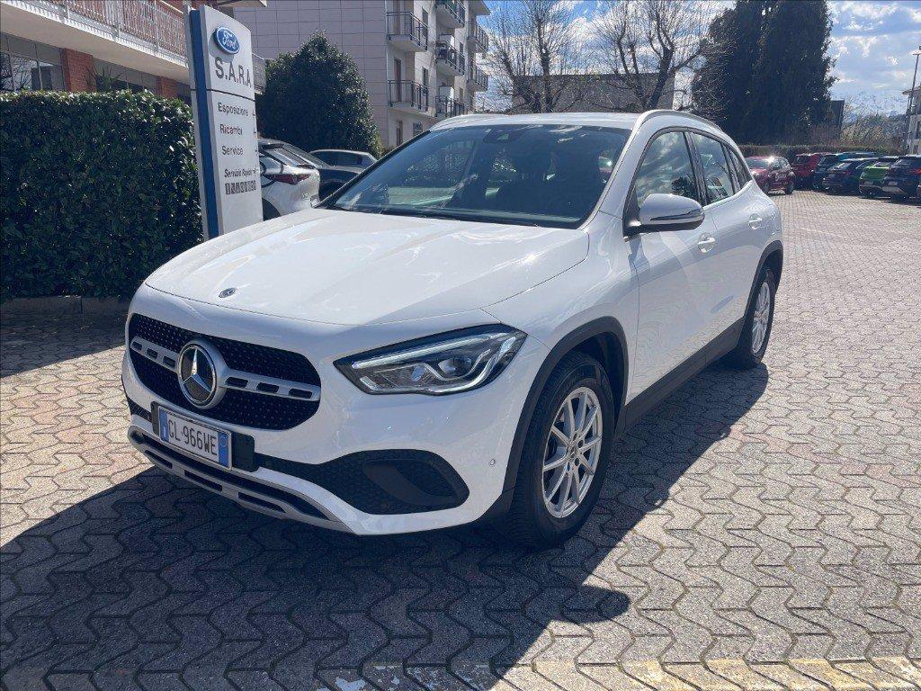 MERCEDES GLA 180 d Executive auto del 2023