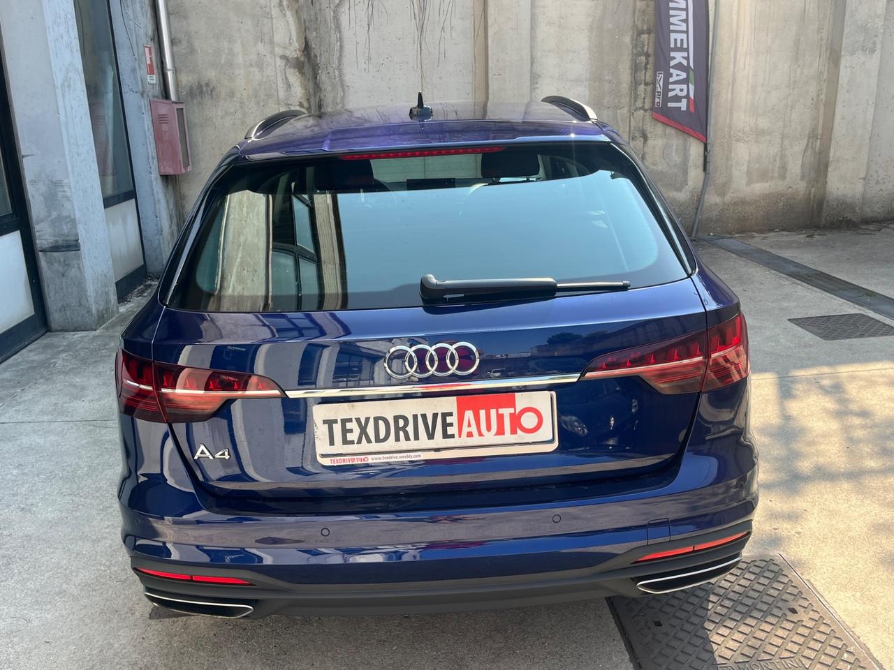 Audi A4 Avant 40 TDI S tronic Business Advanced