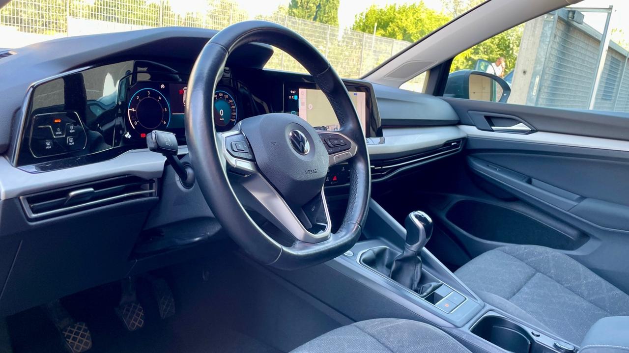 VOLKSWAGEN GOLF VARIANT 2.0 TDI SCR STYLE - FULL LED, NEOPATENTATI