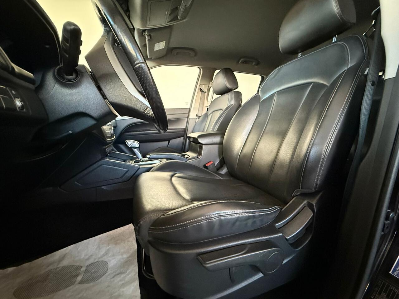 Ssangyong MUSSO 2.2 Diesel 181cv Pick-Up DC HARD-TOP