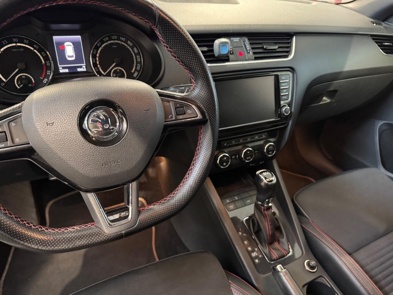 Skoda Octavia 2.0 TDI DSG Wagon RS FULL!!