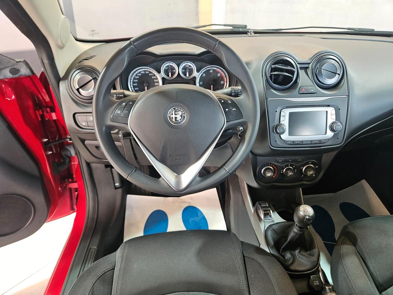 Alfa Romeo MiTo 1.3 jtdm 90cv - NEOPATENTATI
