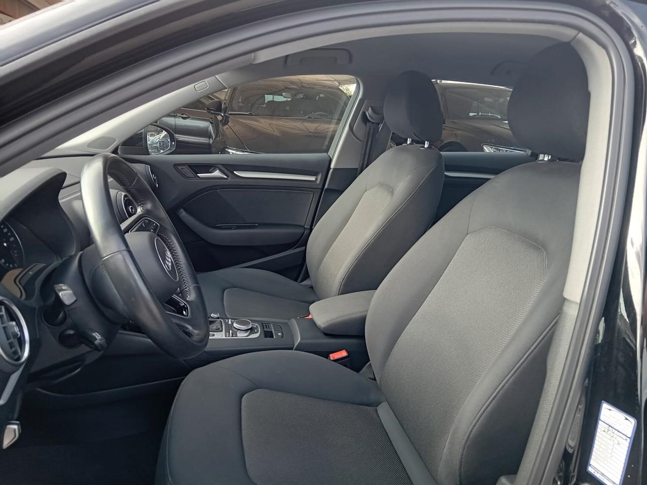 Audi A3 SPB 30 TDI S tronic Business