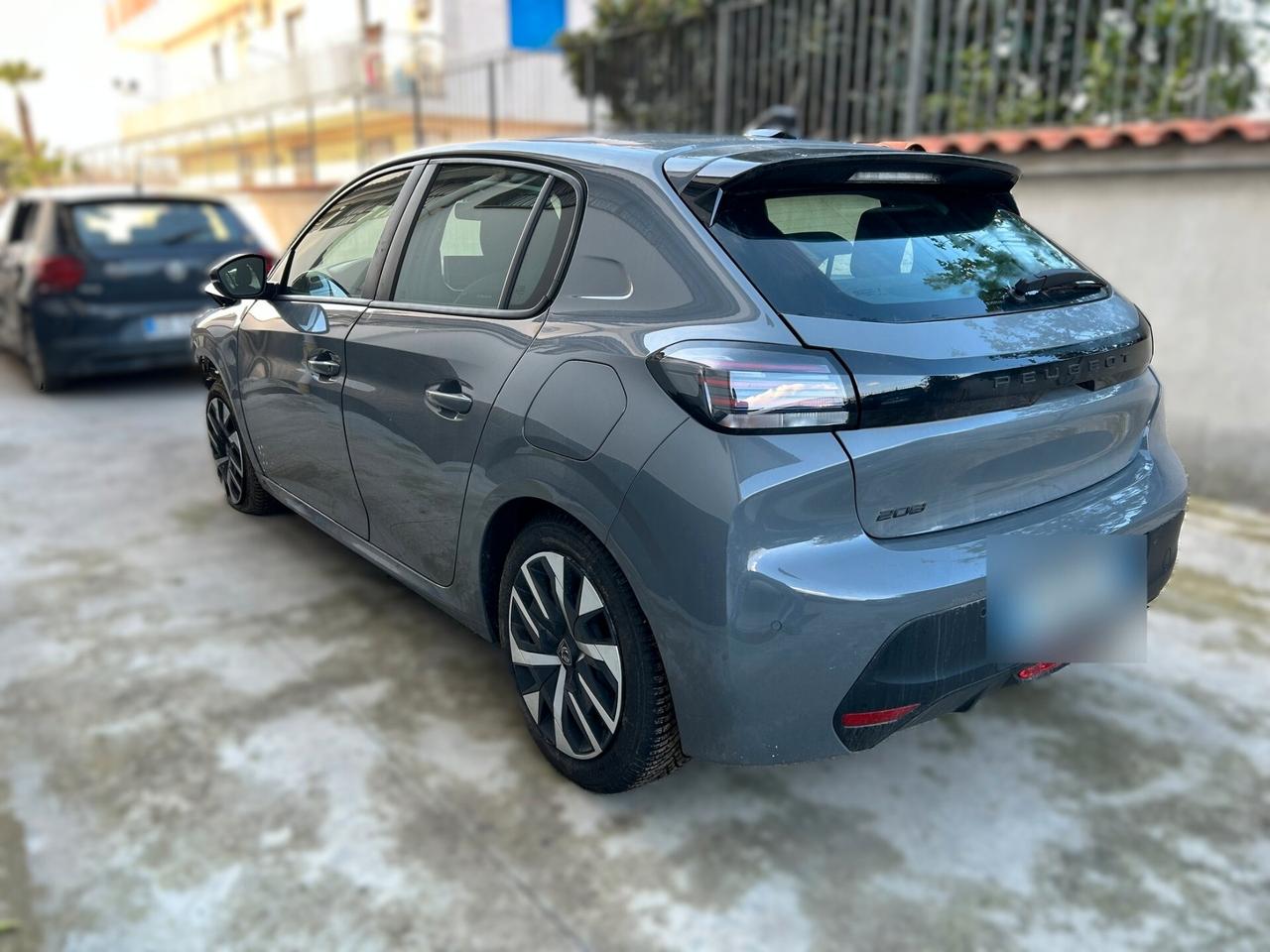 Peugeot 208 1.2 Benzina 75CV - 2024 Incidentata