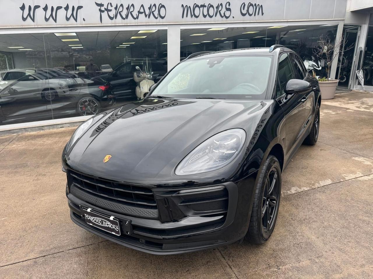Porsche Macan 2.0 T SOLO 16000KM A SOLI 699 EURO AL MESE