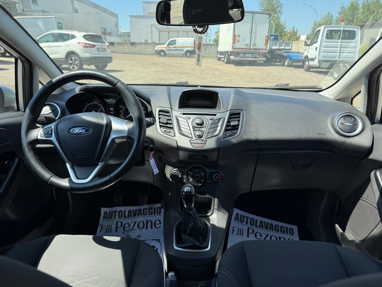 Ford Fiesta 1.5 TDCi 75CV 5 porte