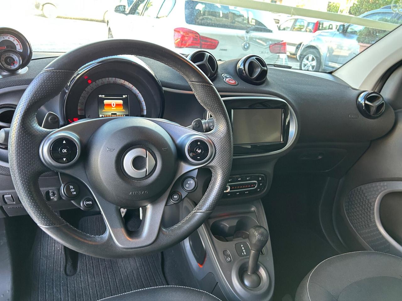 Smart ForTwo 1.0 Benzina Superpassion TOTAL BLACK