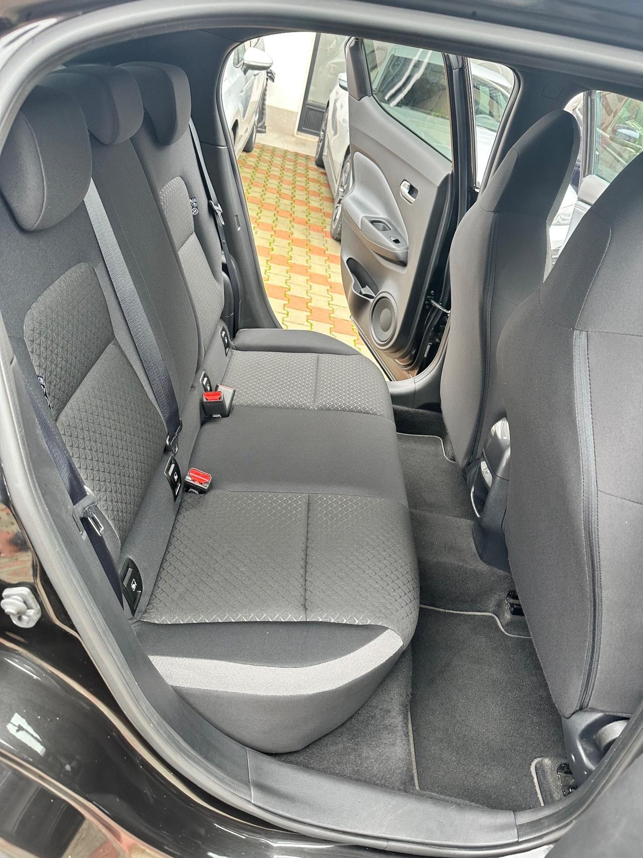 Nissan Juke 1.0 DIG-T 114 CV DCT Tekna