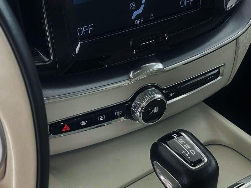 Volvo XC60 XC60 D4 AWD Geartronic Business