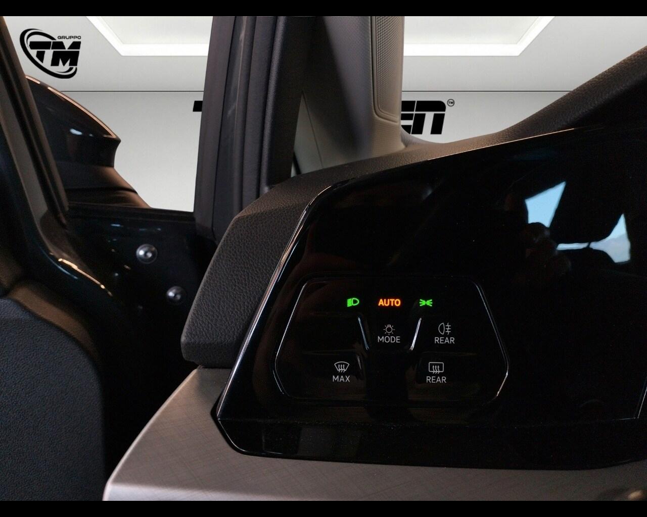 VOLKSWAGEN Golf 8ª serie Golf Variant 2.0 TDI ...