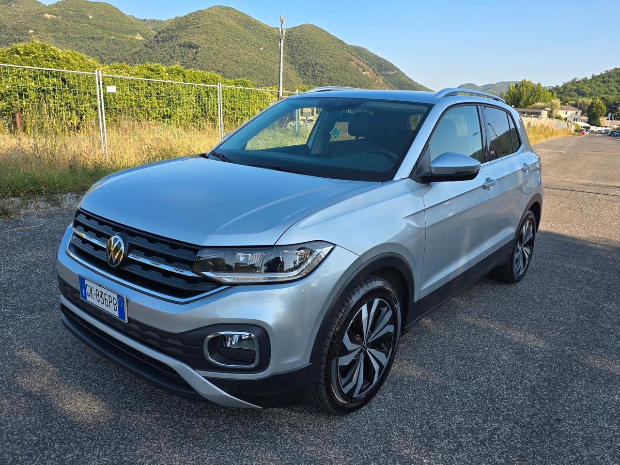 Volkswagen T-Cross 1.0 TSI 110 CV DSG Sport