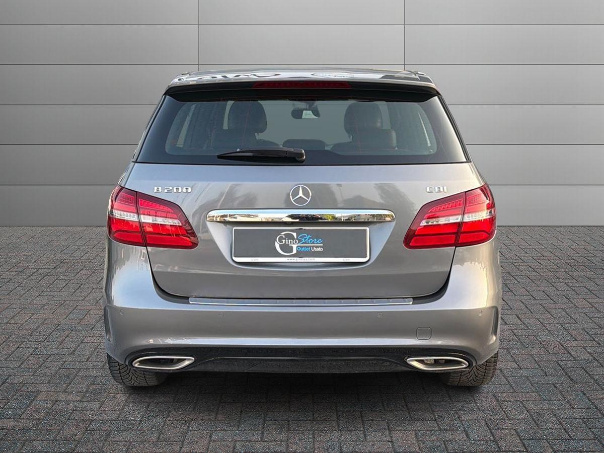 Mercedes-Benz B 200 d (cdi) Premium