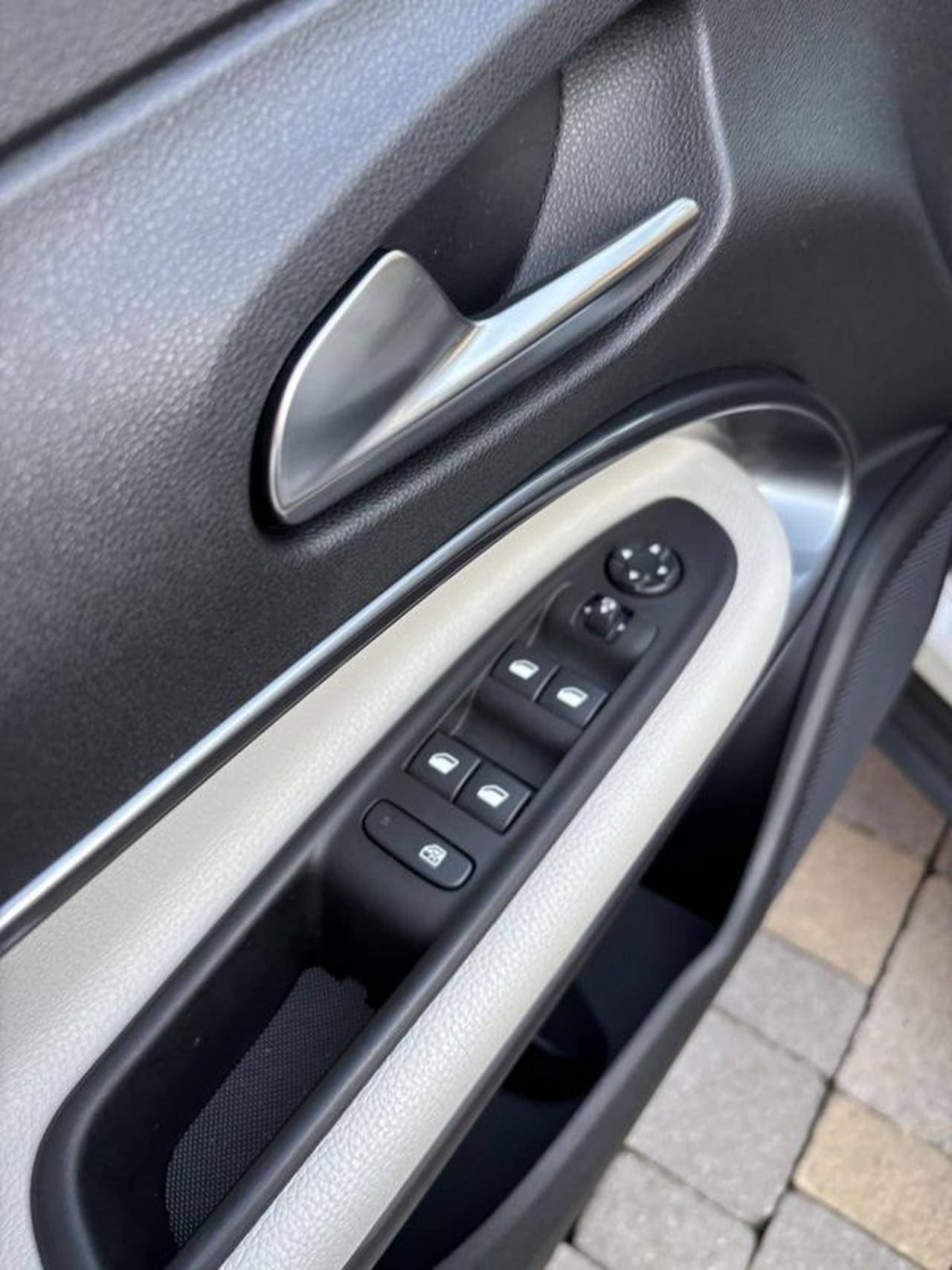 Fiat 600 Hybrid 110 CV DCT MHEV La Prima LED-CAM-18"