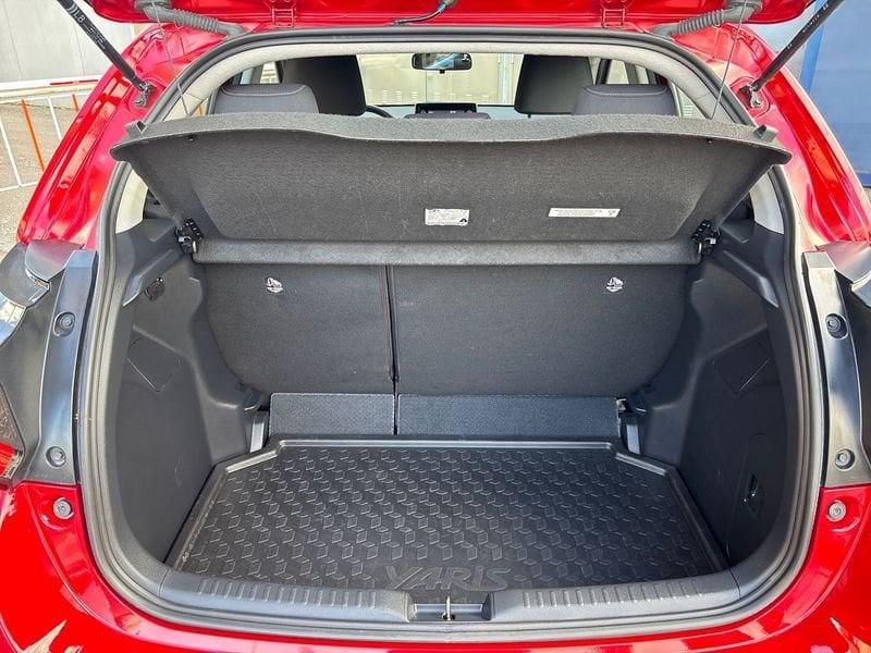 Toyota Yaris Hybrid Trend MY22