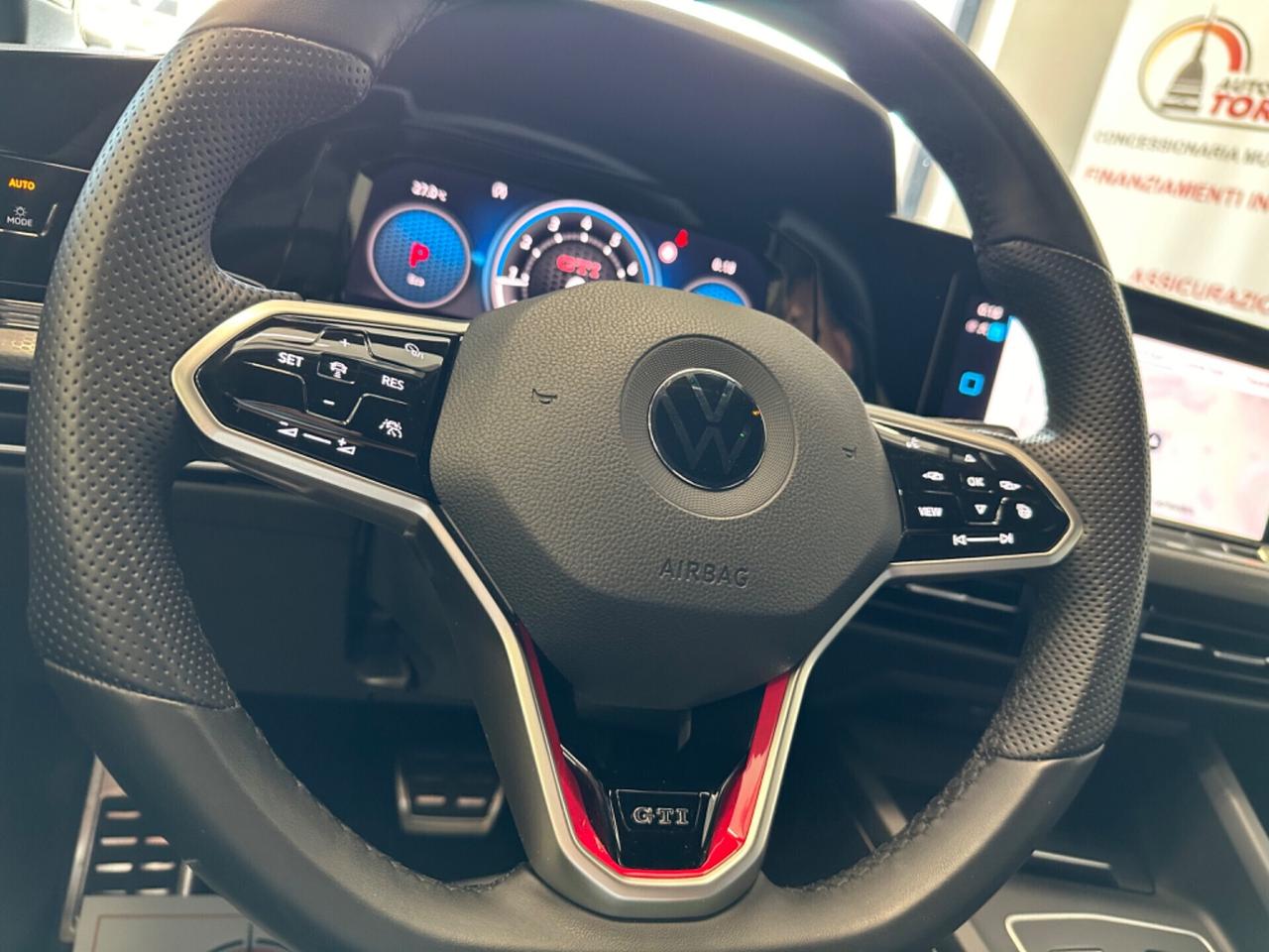 Volkswagen Golf GTI Golf 2.0 TSI GTI DSG PERFORMANCE