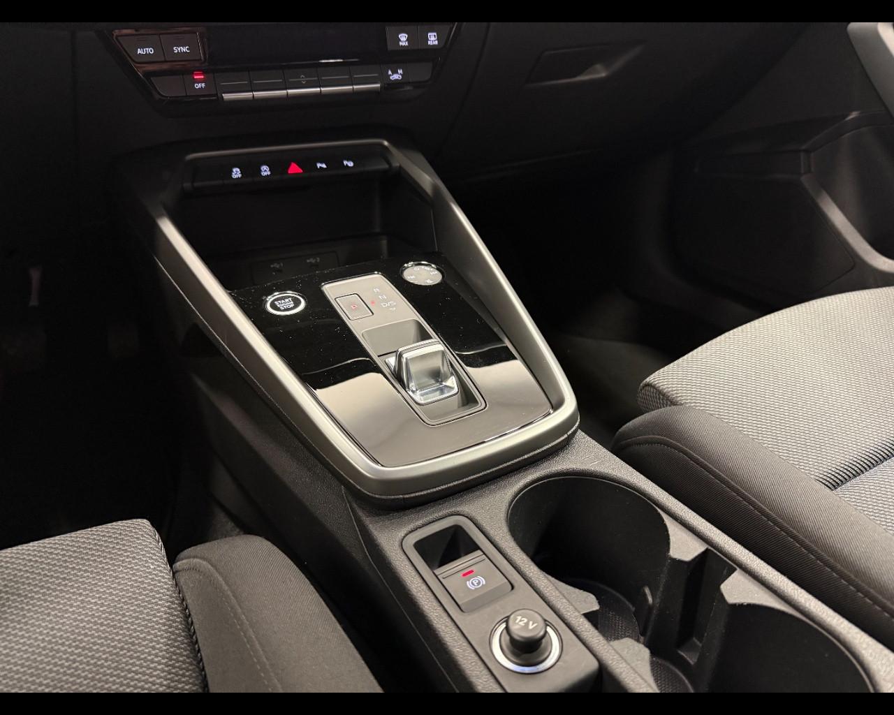 AUDI A3 SPORTBACK 30 TDI S-TRONIC BUSINESS ADVANCED