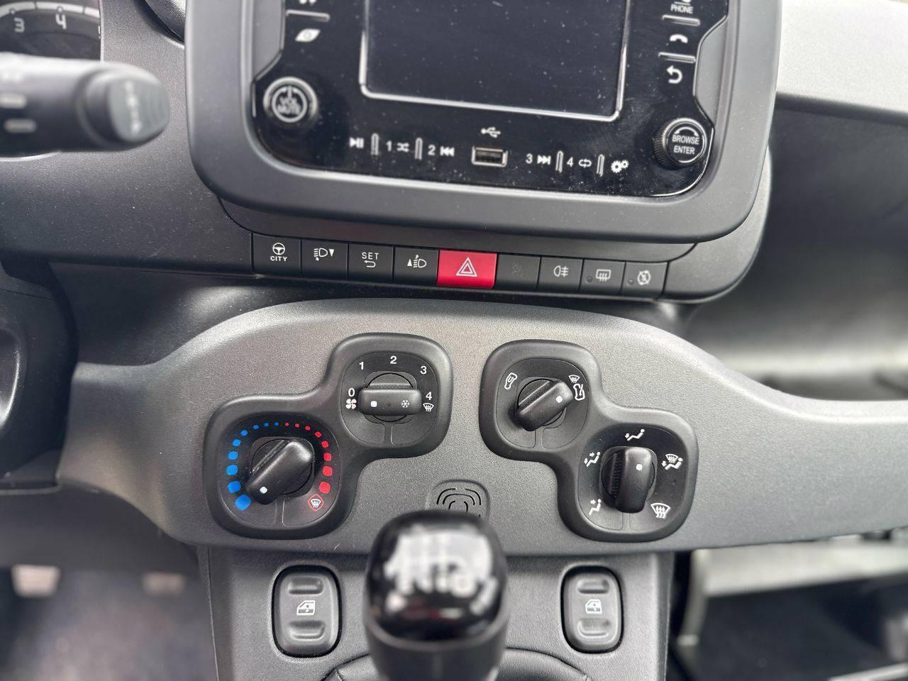 FIAT Panda III 2021 - Panda 1.0 firefly hybrid City Life s&s 70cv 5p.ti