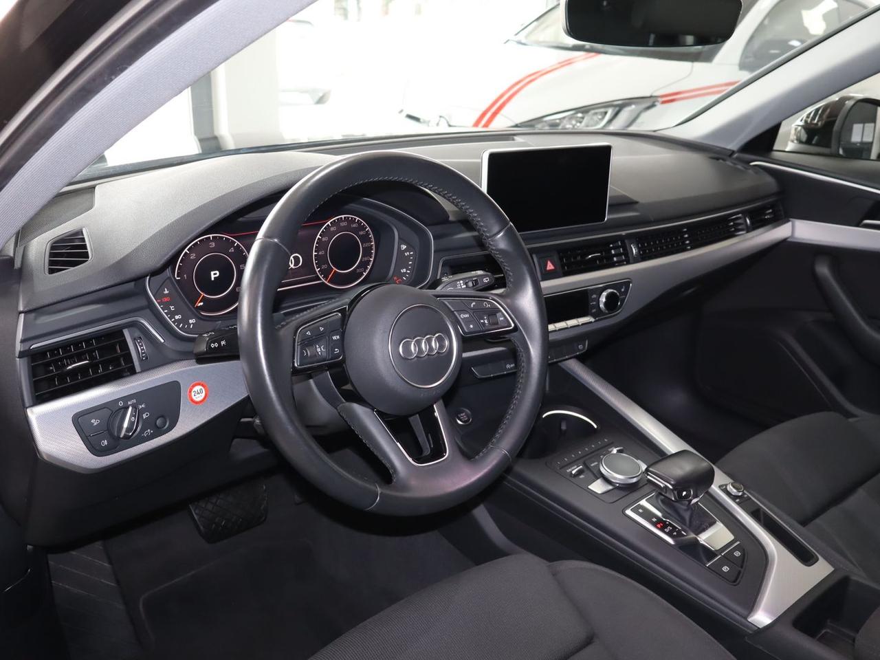 Audi A4 Advanced 2.0 35 TDI #11417