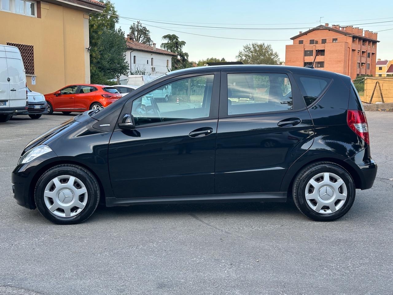Mercedes-benz A 160 CDI BlueEFFICIENCY Executive