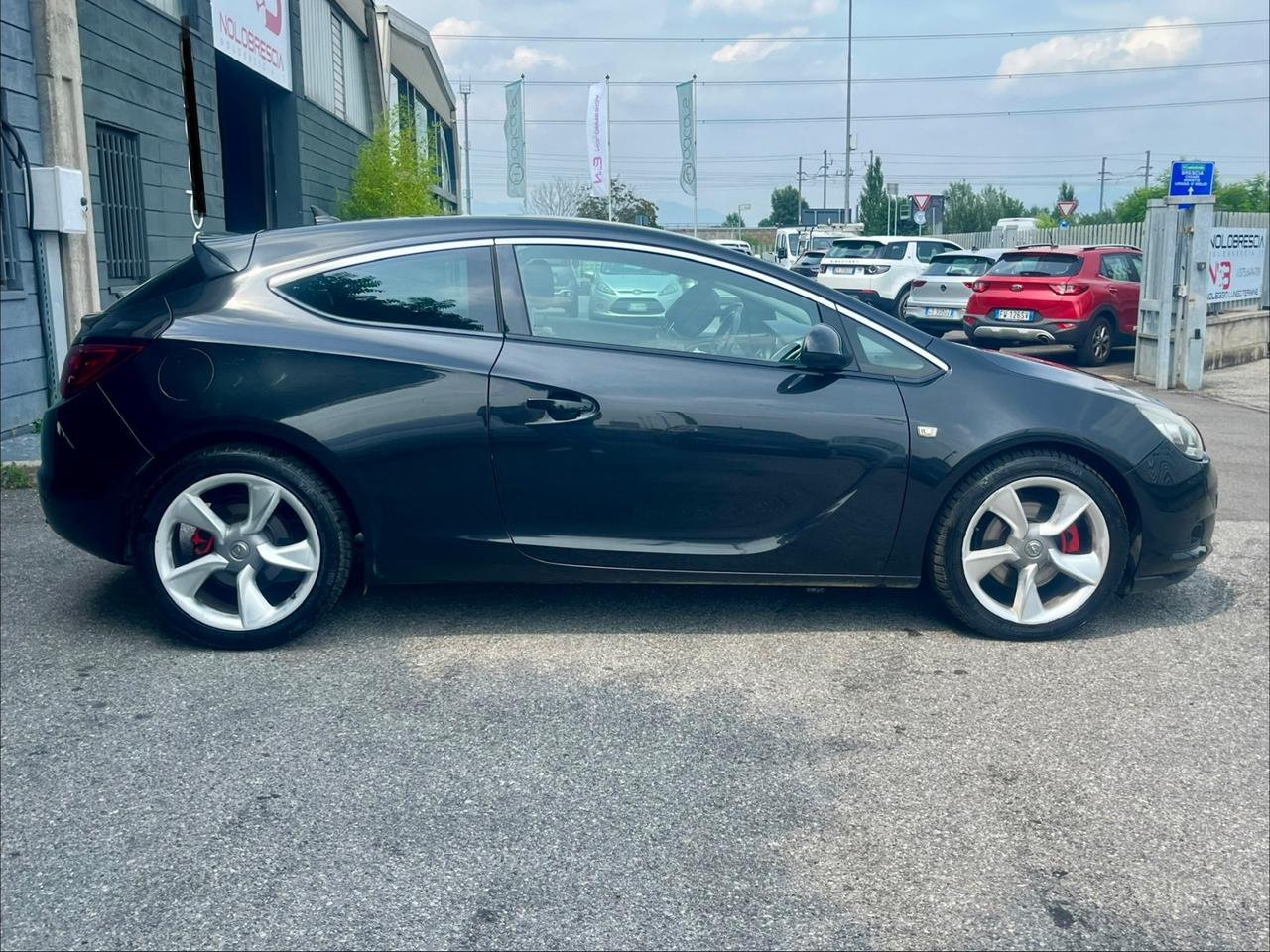 Opel Astra GTC 2.0 CDTI 165CV S&S 3 porte Cosmo S