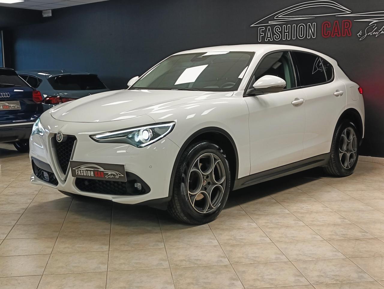 Alfa Romeo Stelvio 2.2 Turbodiesel 210 CV AT8 Q4 Super