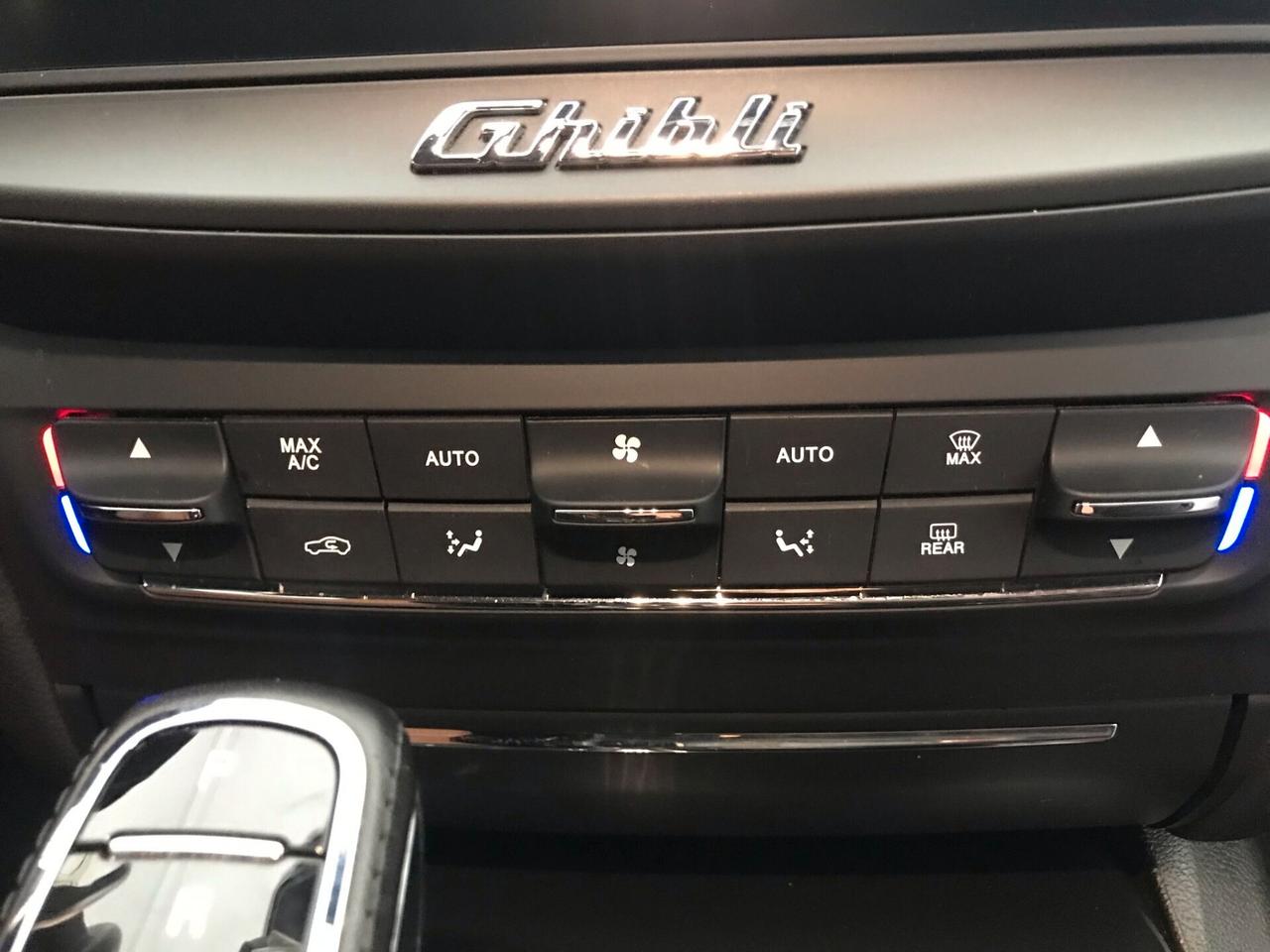 Maserati Ghibli V6 Diesel 250CV Gransport 12/2020