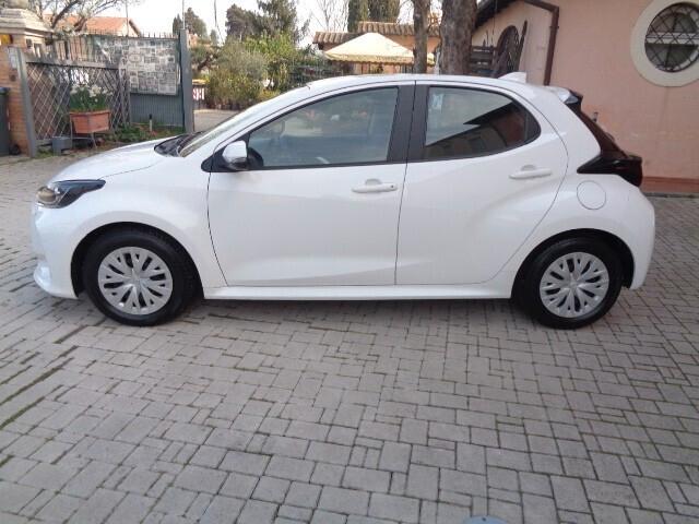 Toyota Yaris 1.0 5 porte Active NESSUN VINCOLO DI FINANZIAMENTO