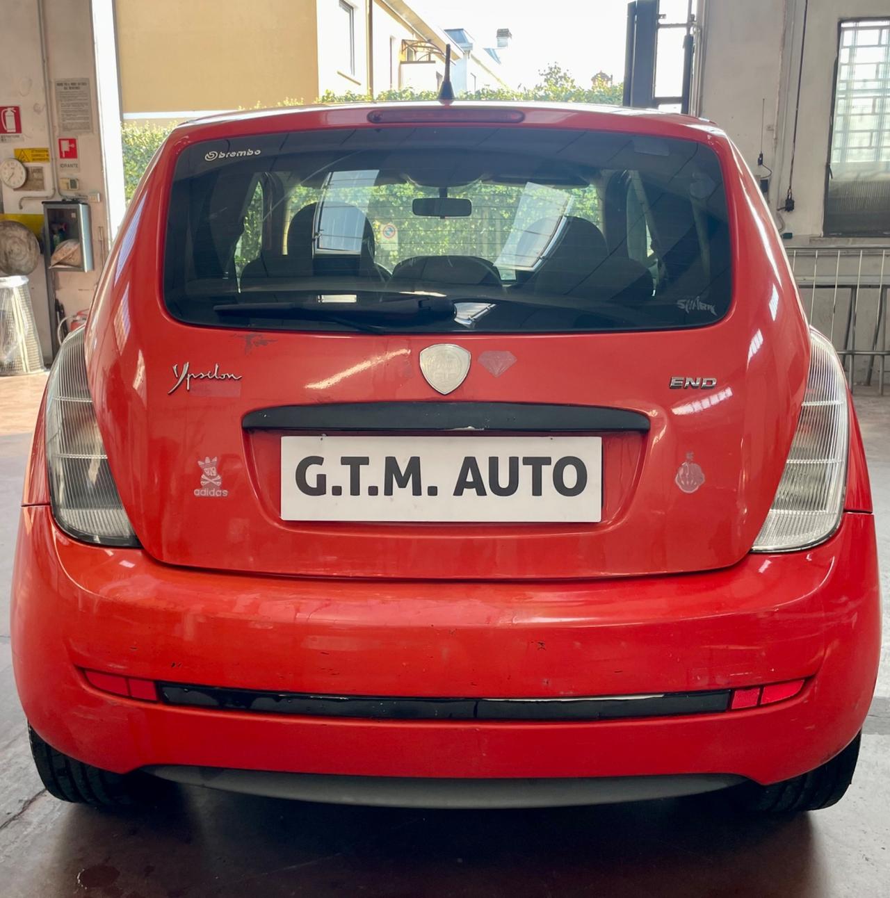 Lancia Ypsilon 1.2 per neopatentati