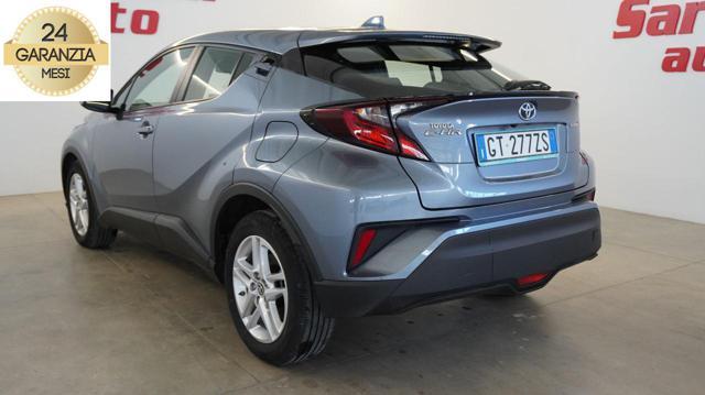 TOYOTA C-HR 1.8 Hybrid E-CVT Business