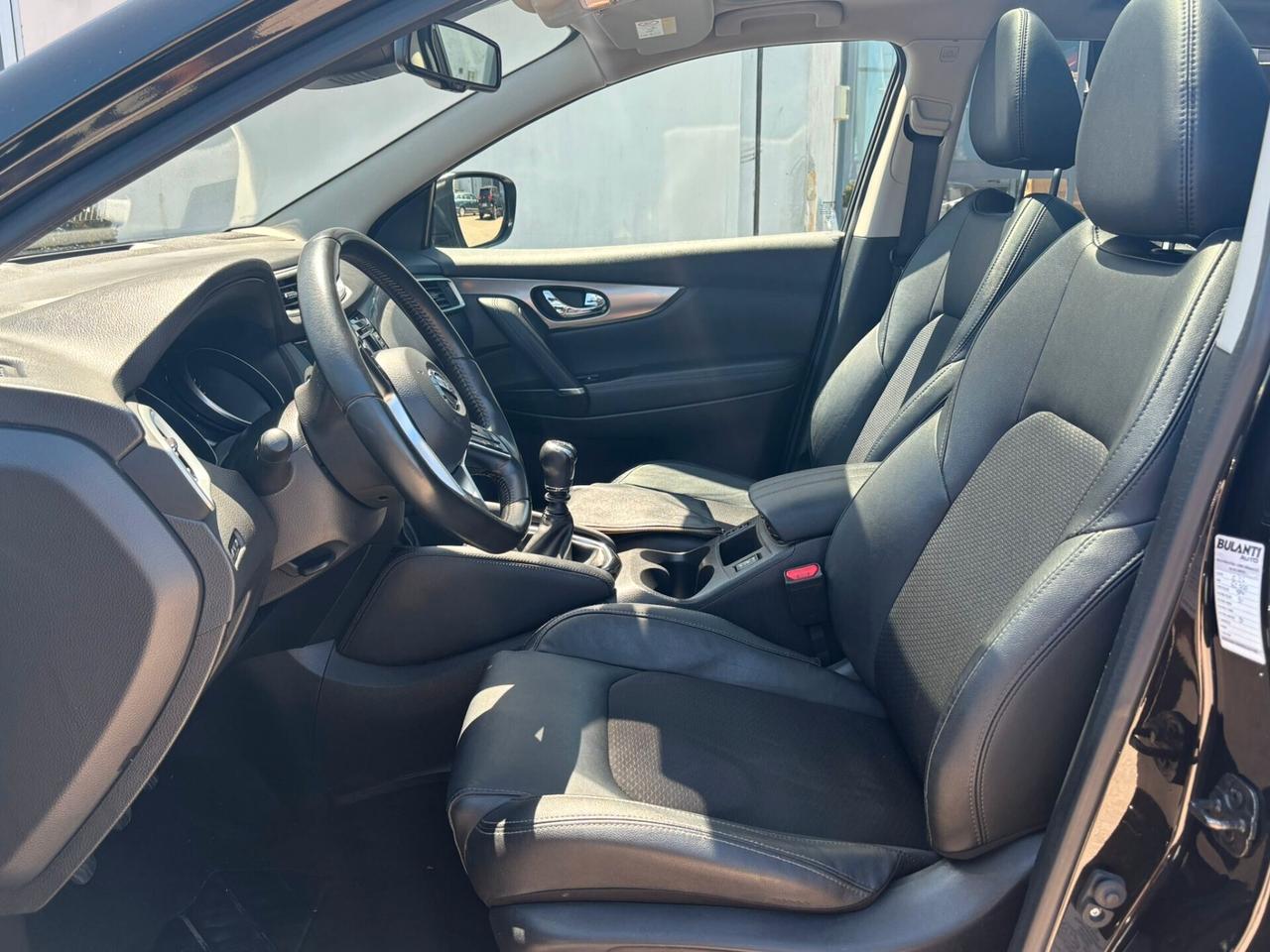 Nissan Qashqai 1.3 DIG-T 140 CV Tekna