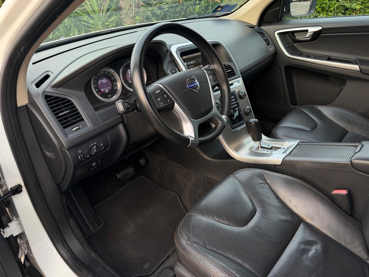 Volvo XC 60 D3 2.0 163CV 2011 - AUTOMATICA