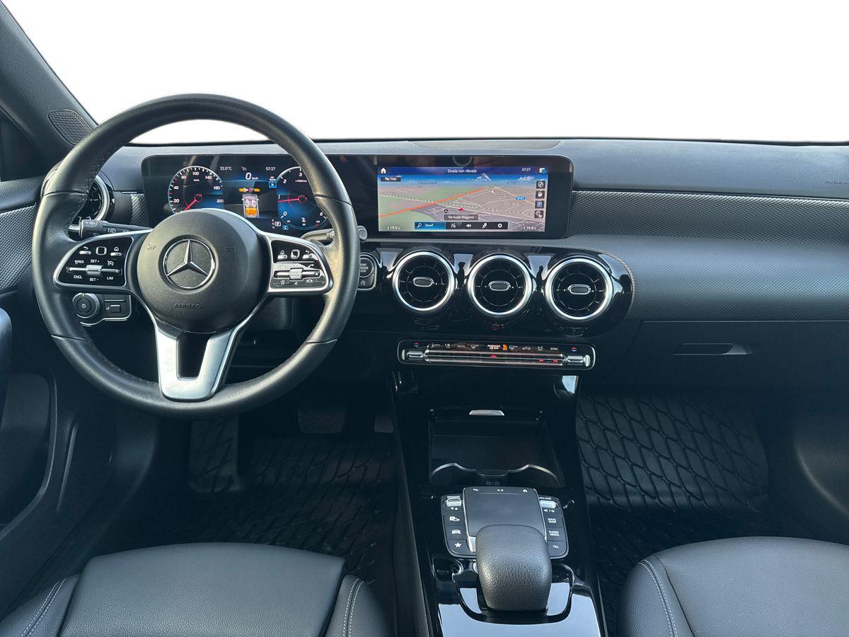 Mercedes-Benz A 180 d Sport Night edition auto