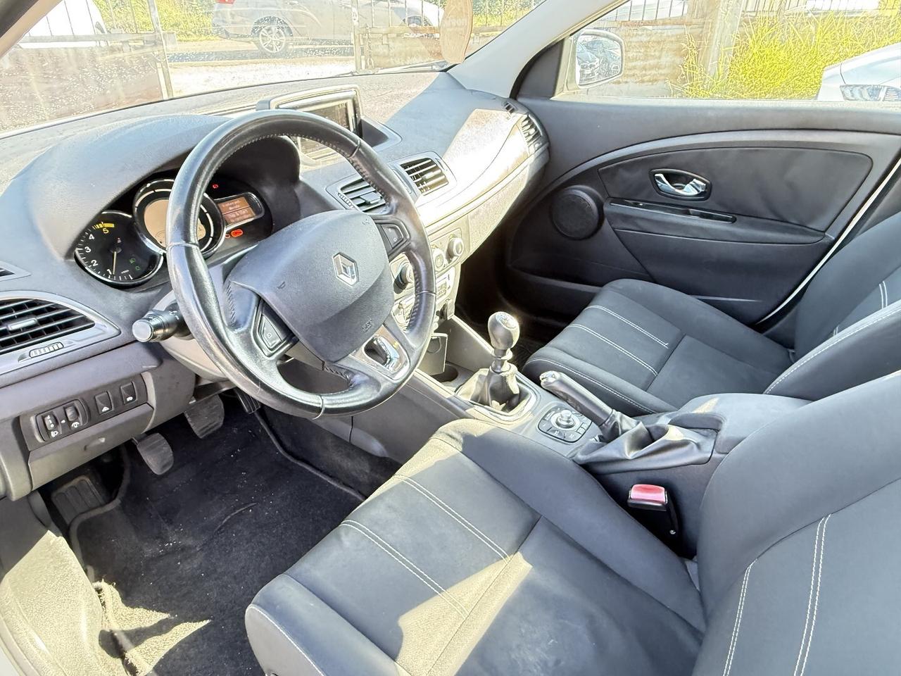 RENAULT MEGANE 1.5 DCI ADATTA NEOPATENTATI